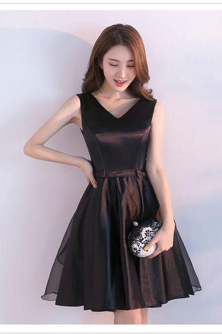 Little black homecoming dresses, sweetheart homecoming dresses,v neck sleeveless with bow knot on the back ,New Fashion,Custom Made 